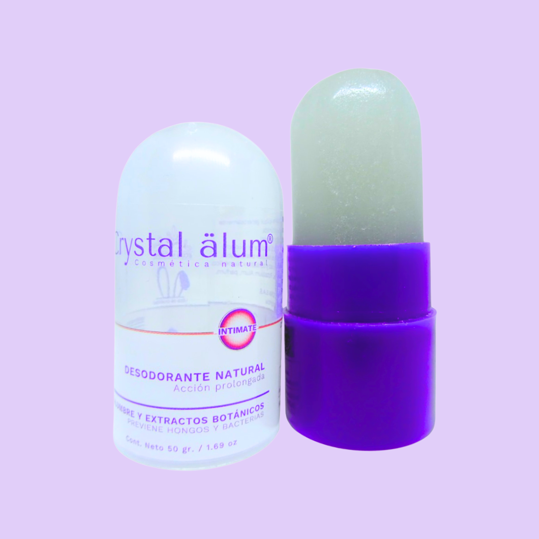 el Desodorante Natural Íntimo de alumbre de Natural Roka con fondo plano