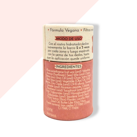 atras del protector solar facial con color de santo remedio con fondo plano