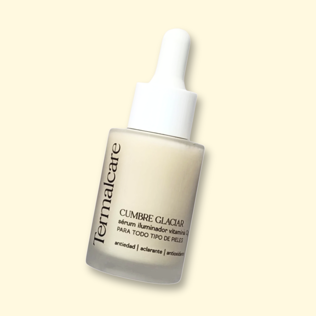 el serum de vitamina C de Termalcare con fondo plano.